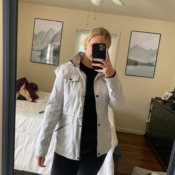 Jacket - Picture 4 of 5